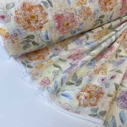 Хлопок с вискозой, 140 см, разноцветные цветы, сливочный фон
