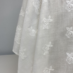 Шитье хлопковое, ажурное, 135 см., цветы, полосы  Д949